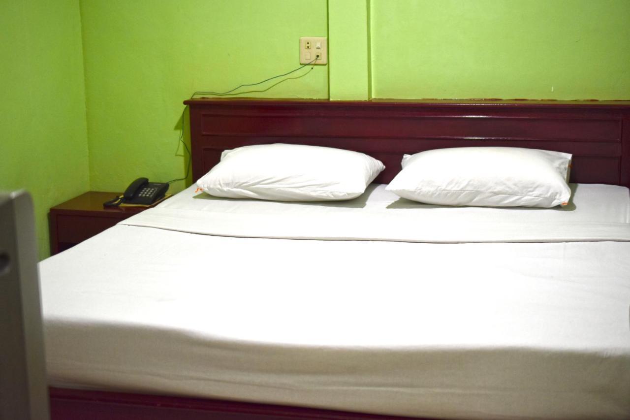 Woodlands Inn Hotel Bangkok Dış mekan fotoğraf