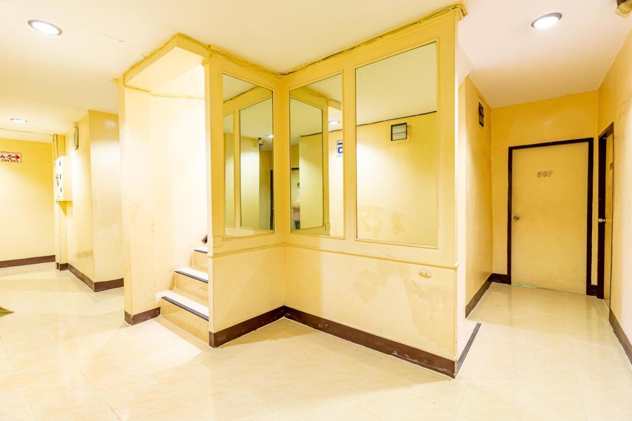 Woodlands Inn Hotel Bangkok Dış mekan fotoğraf