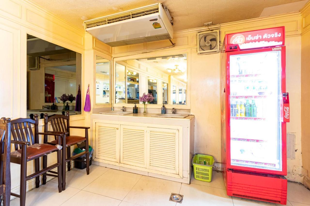 Woodlands Inn Hotel Bangkok Dış mekan fotoğraf